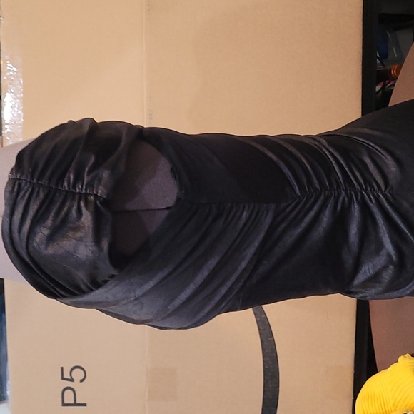 Off Shoulder - Picture 3 of 5